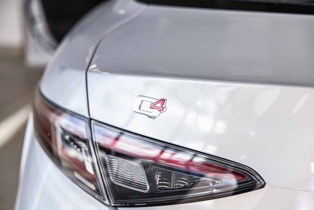 New 2025 Alfa Romeo Giulia AWD w/ Driving Assist Package image 15