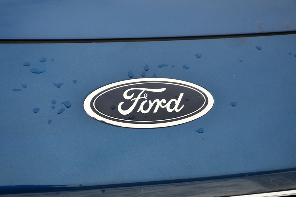 Used 2022 Ford Escape SE image 34