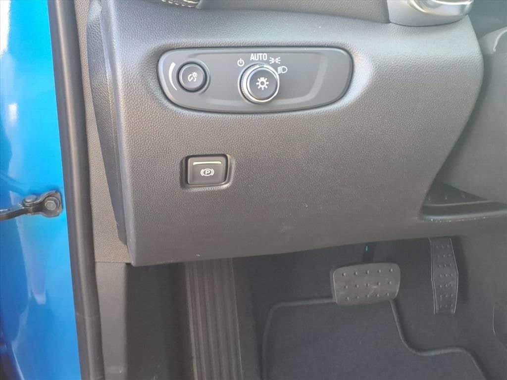 New 2026 Chevrolet Blazer LT w/ Convenience Package FWD image 15