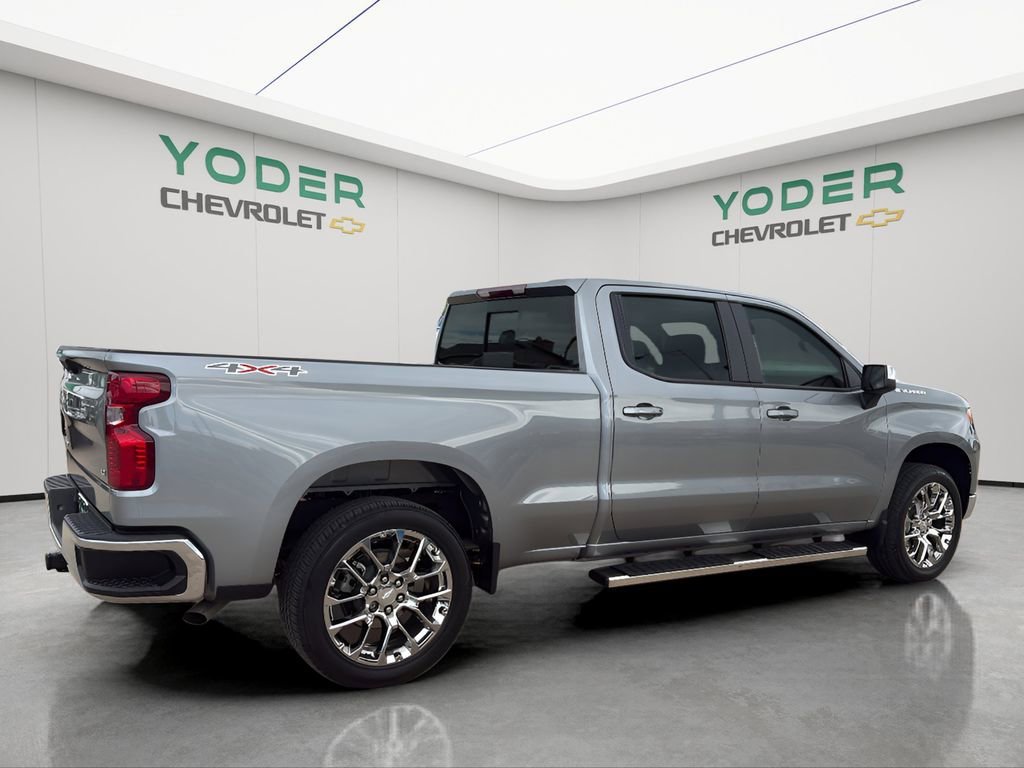 Used 2025 Chevrolet Silverado 1500 LT w/ Leather Package AWD/4WD image 5