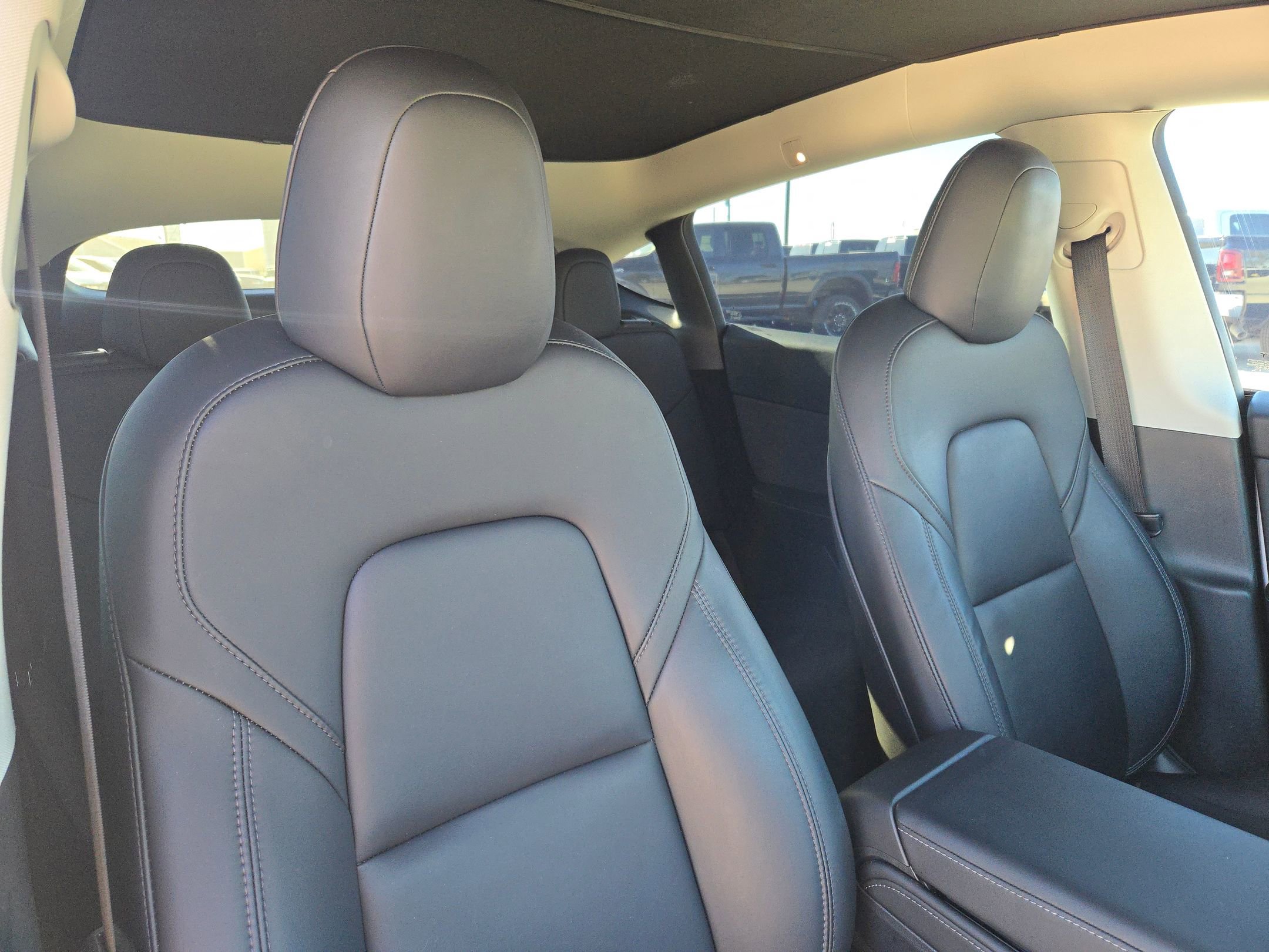 Used 2023 Tesla Model Y Performance image 31