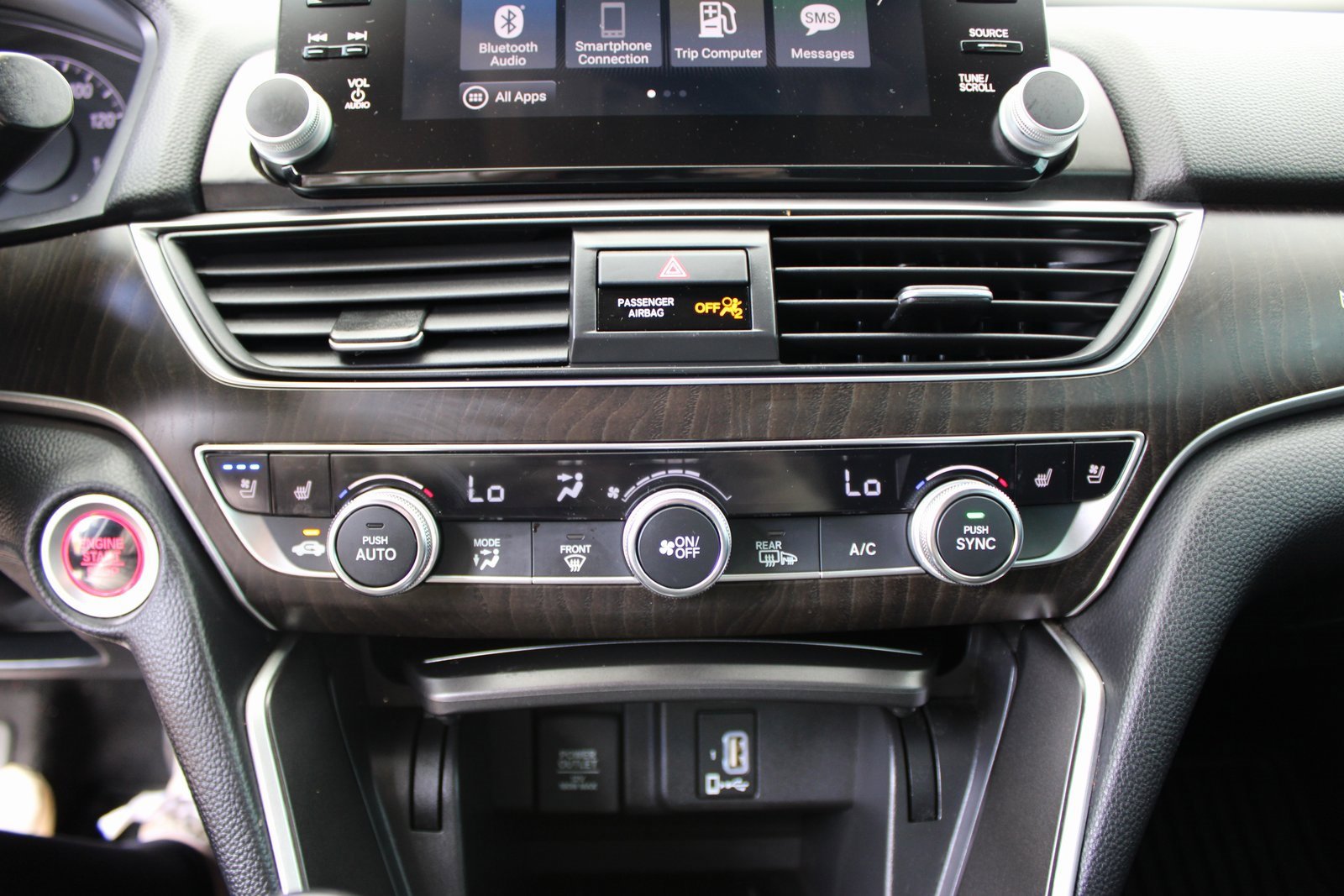 Used 2018 Honda Accord Touring image 23