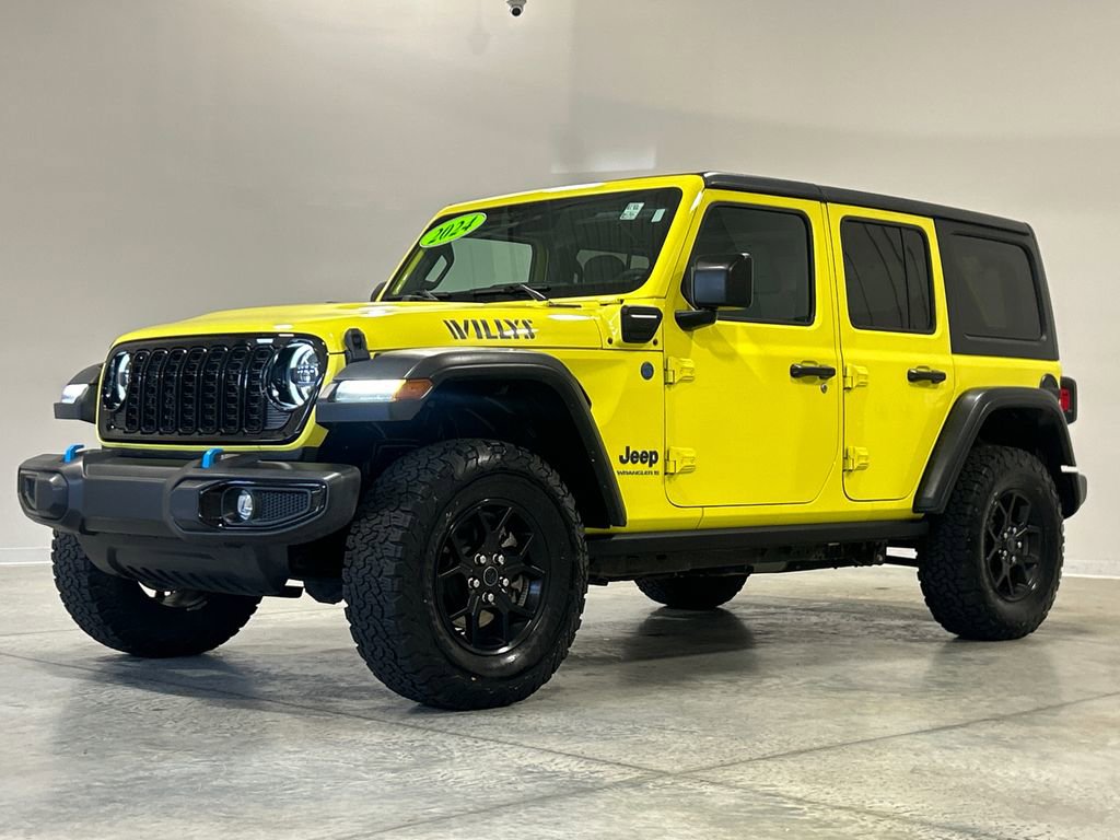Used 2024 Jeep Wrangler Unlimited AWD/4WD image 2