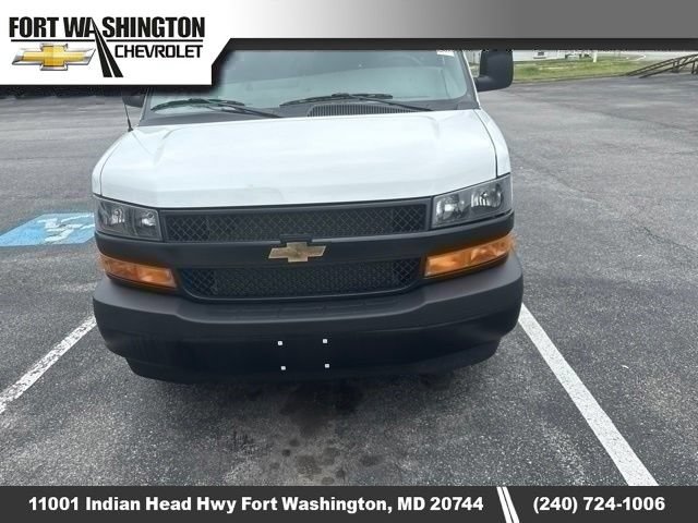 Used 2025 Chevrolet Express 2500 Extended w/ Driver Convenience Package RWD image 2