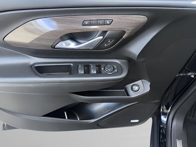 Used 2024 GMC Terrain Denali w/ Black Diamond Edition image 19