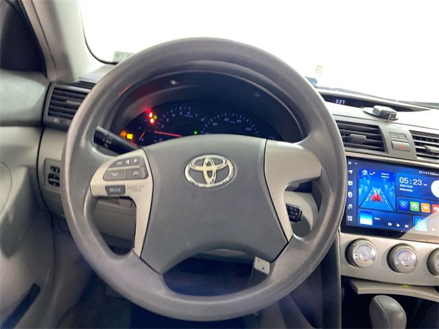 Used 2011 Toyota Camry LE image 34