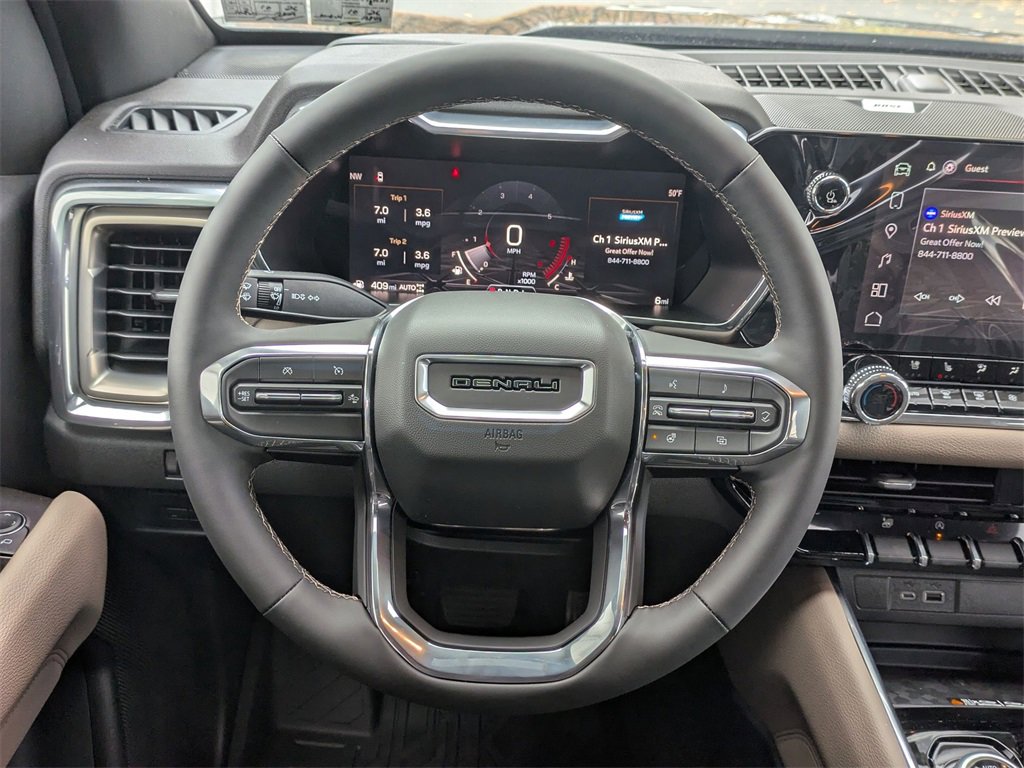 New 2026 GMC Canyon Denali image 18