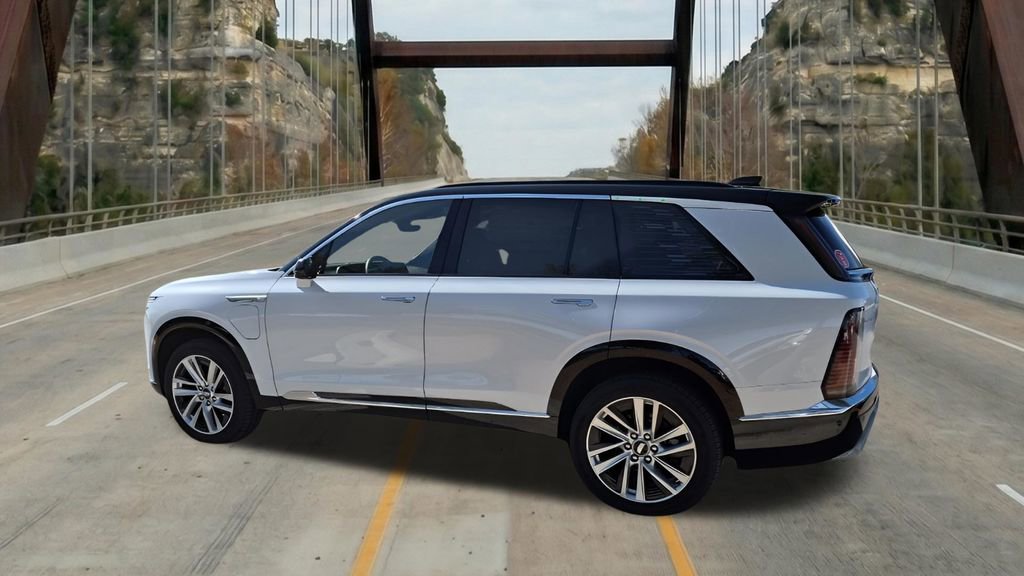 New 2026 Cadillac Vistiq Luxury AWD/4WD image 7