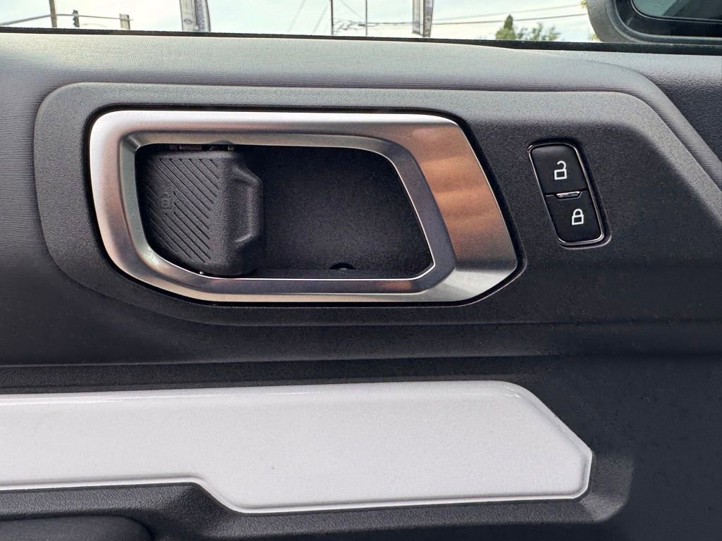 New 2025 Ford Bronco Stroppe Edition image 16