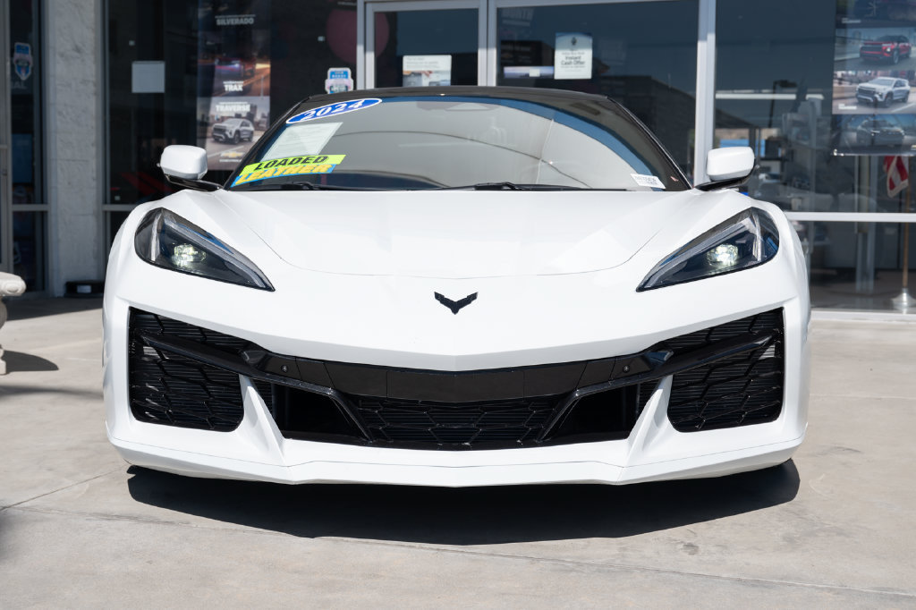 Used 2024 Chevrolet Corvette Z06 w/ Stealth Interior Trim Package RWD image 2