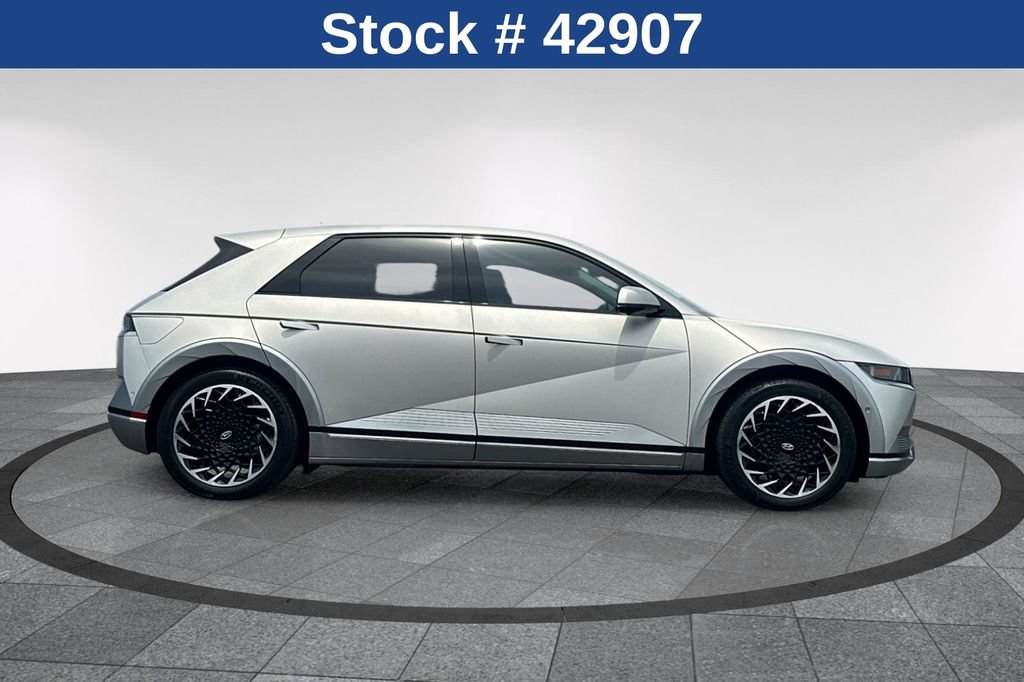Used 2023 Hyundai Ioniq 5 Limited AWD/4WD image 4