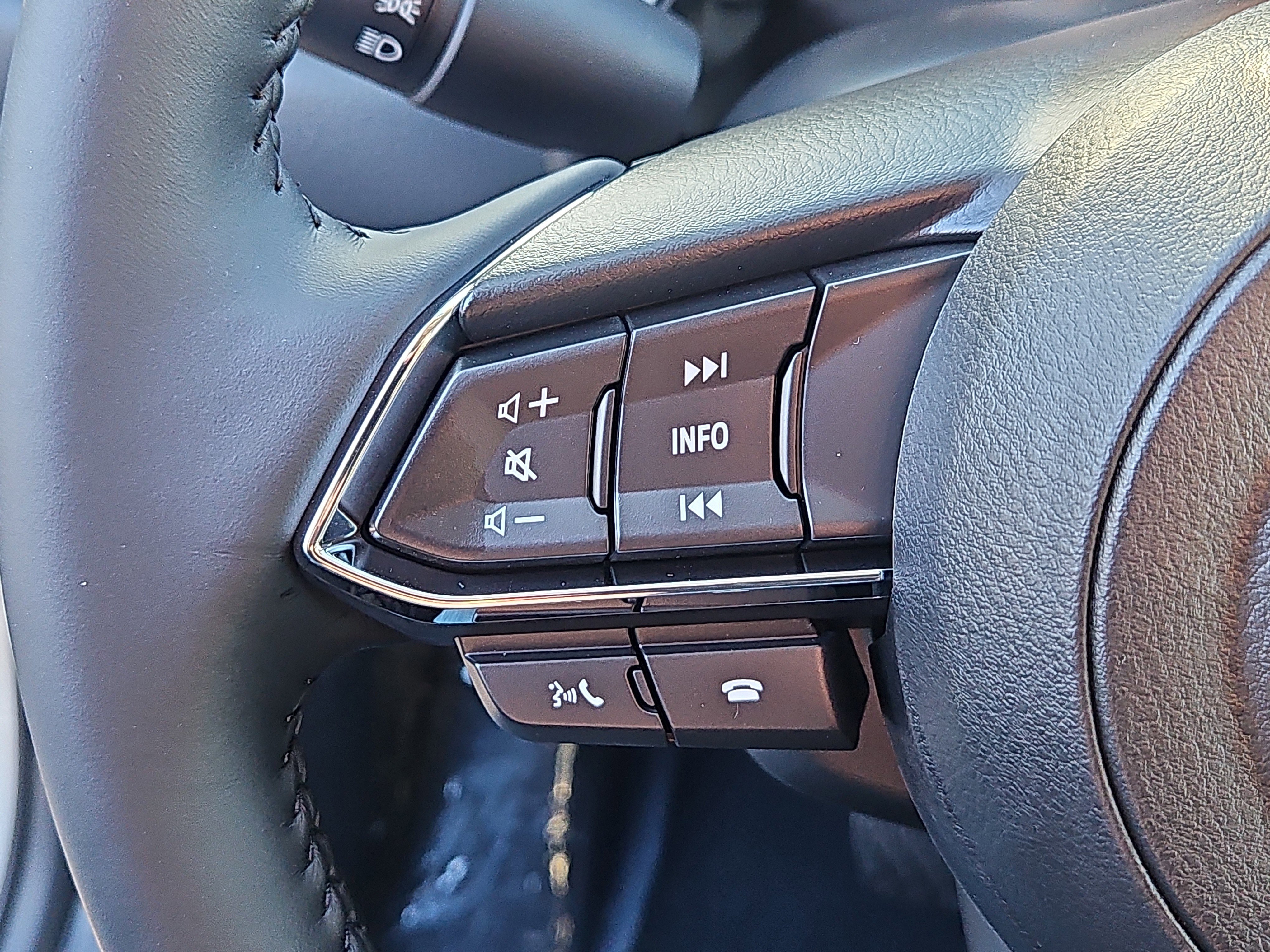 New 2025 MAZDA CX-5 AWD 2.5 S w/ Preferred Package image 14