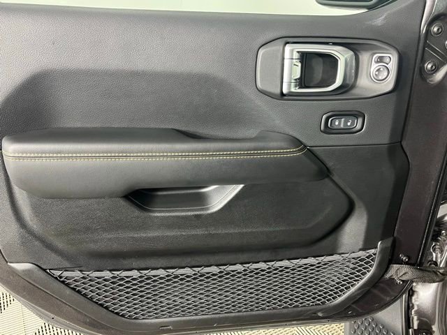 Used 2025 Jeep Wrangler Unlimited Sahara image 20