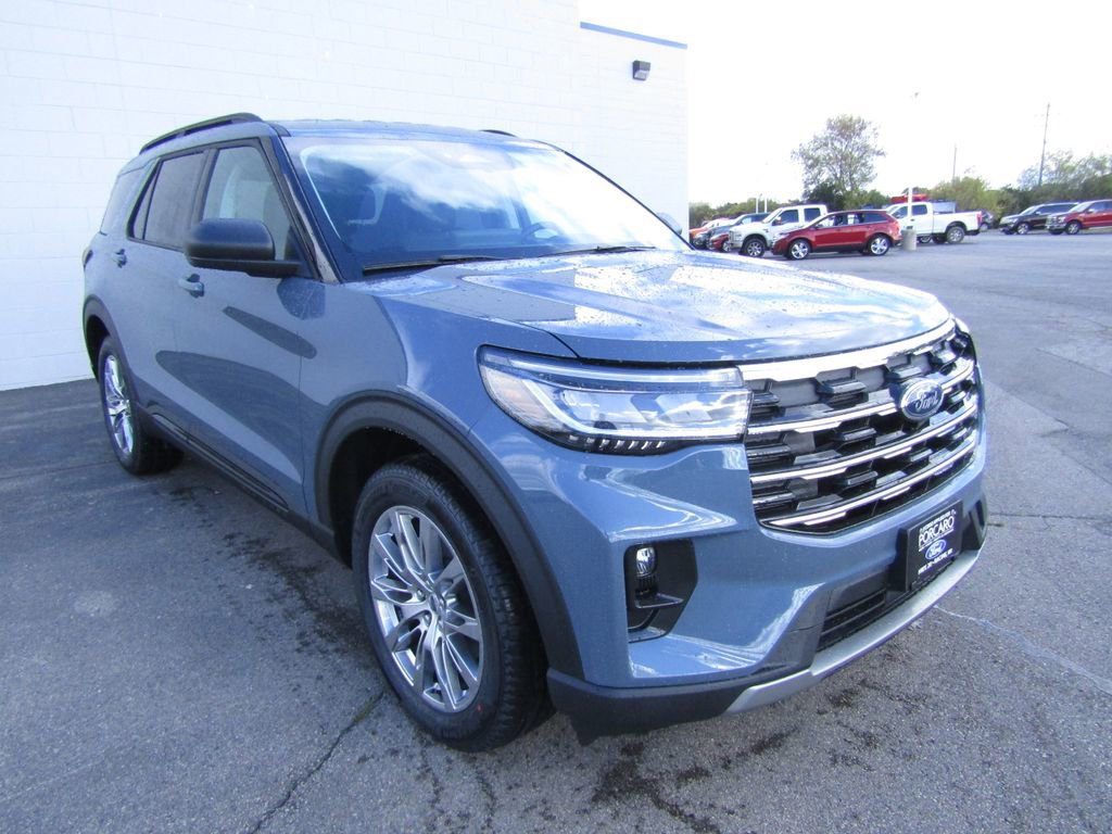 New 2026 Ford Explorer Active image 8