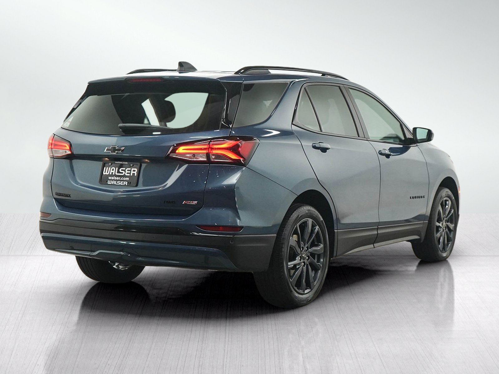 Used 2024 Chevrolet Equinox RS AWD/4WD image 5