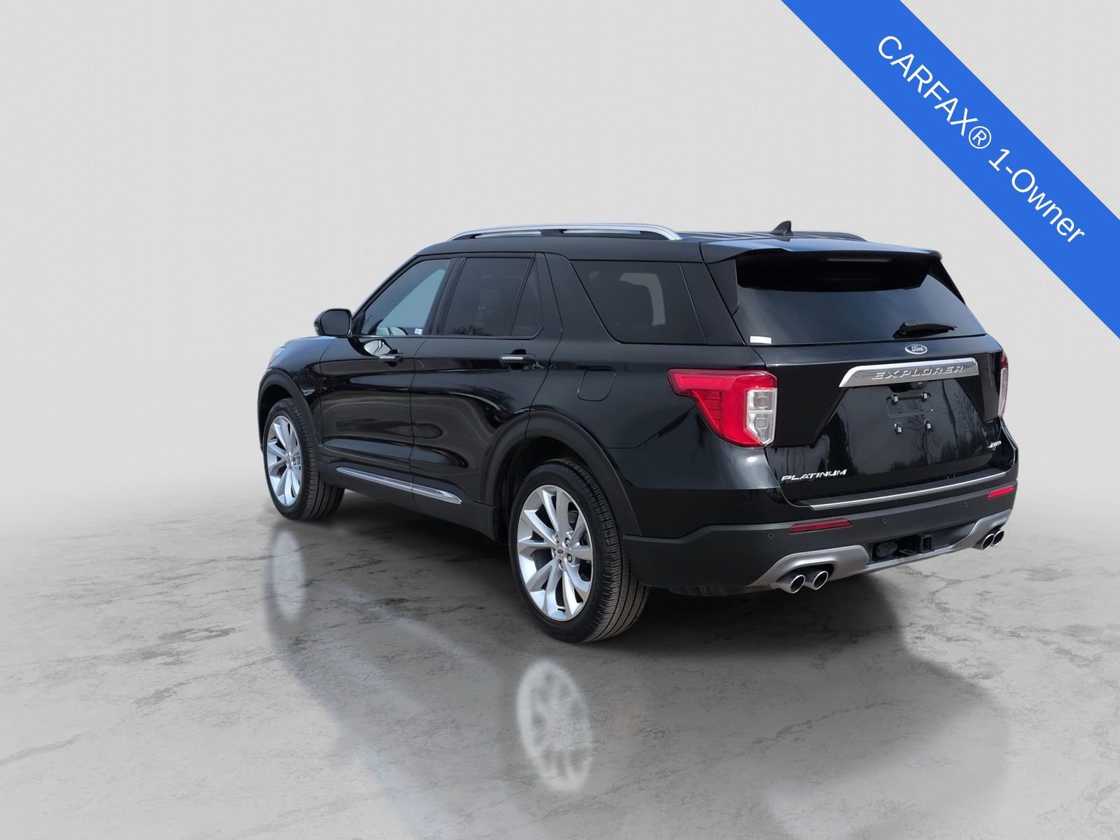 Used 2024 Ford Explorer Platinum w/ Technology Package image 5