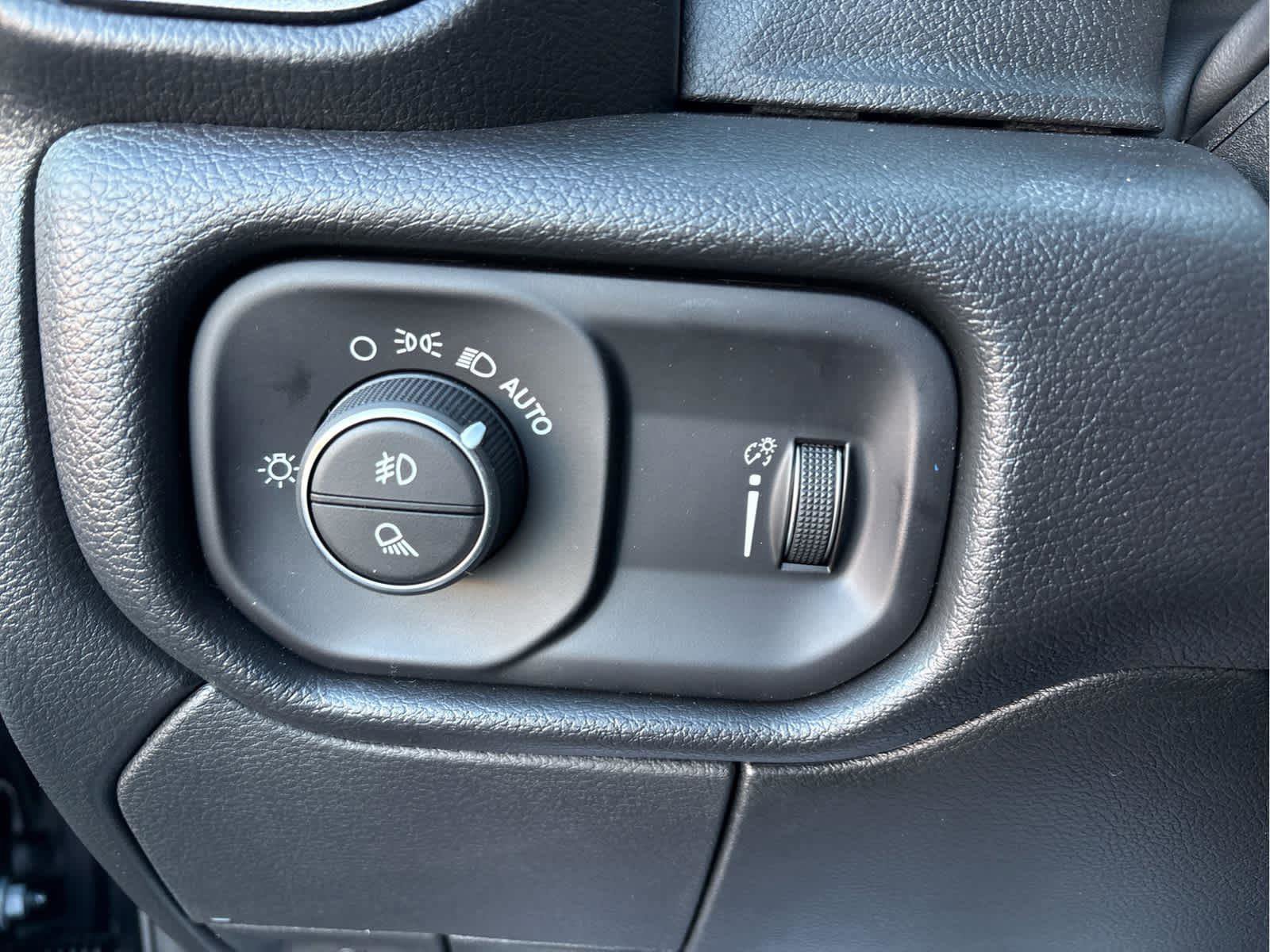 New 2026 RAM 3500 Tradesman image 15