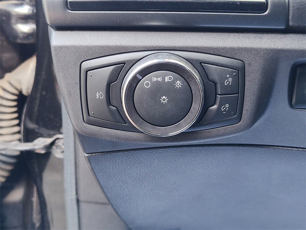 Used 2014 Ford Fusion SE image 19