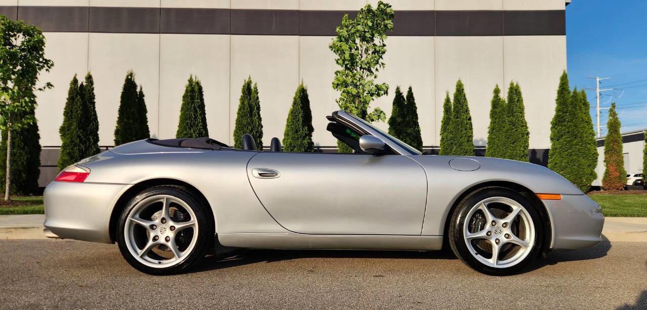Used 2002 Porsche 911 Cabriolet image 34