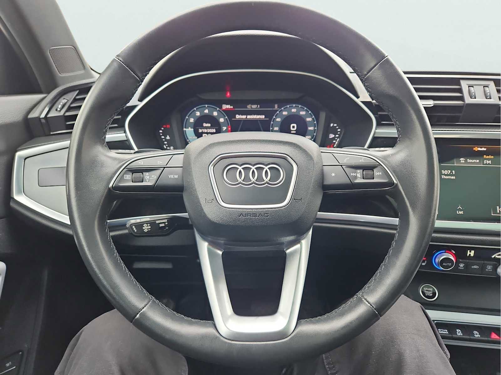 Used 2023 Audi Q3 2.0T Premium Plus image 18