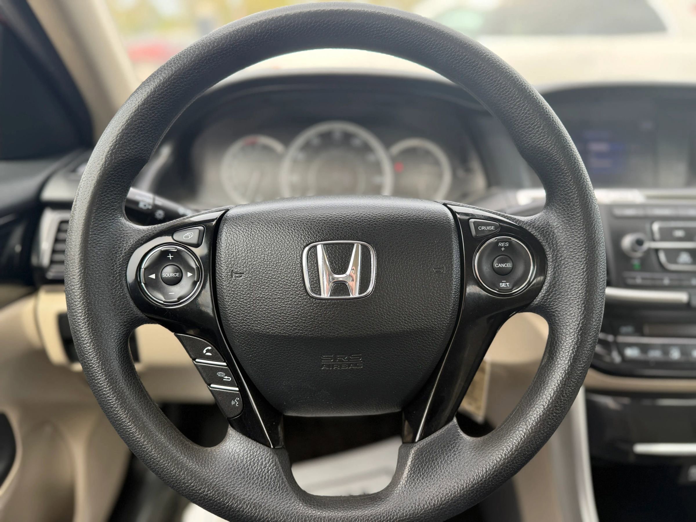 Used 2017 Honda Accord LX image 17