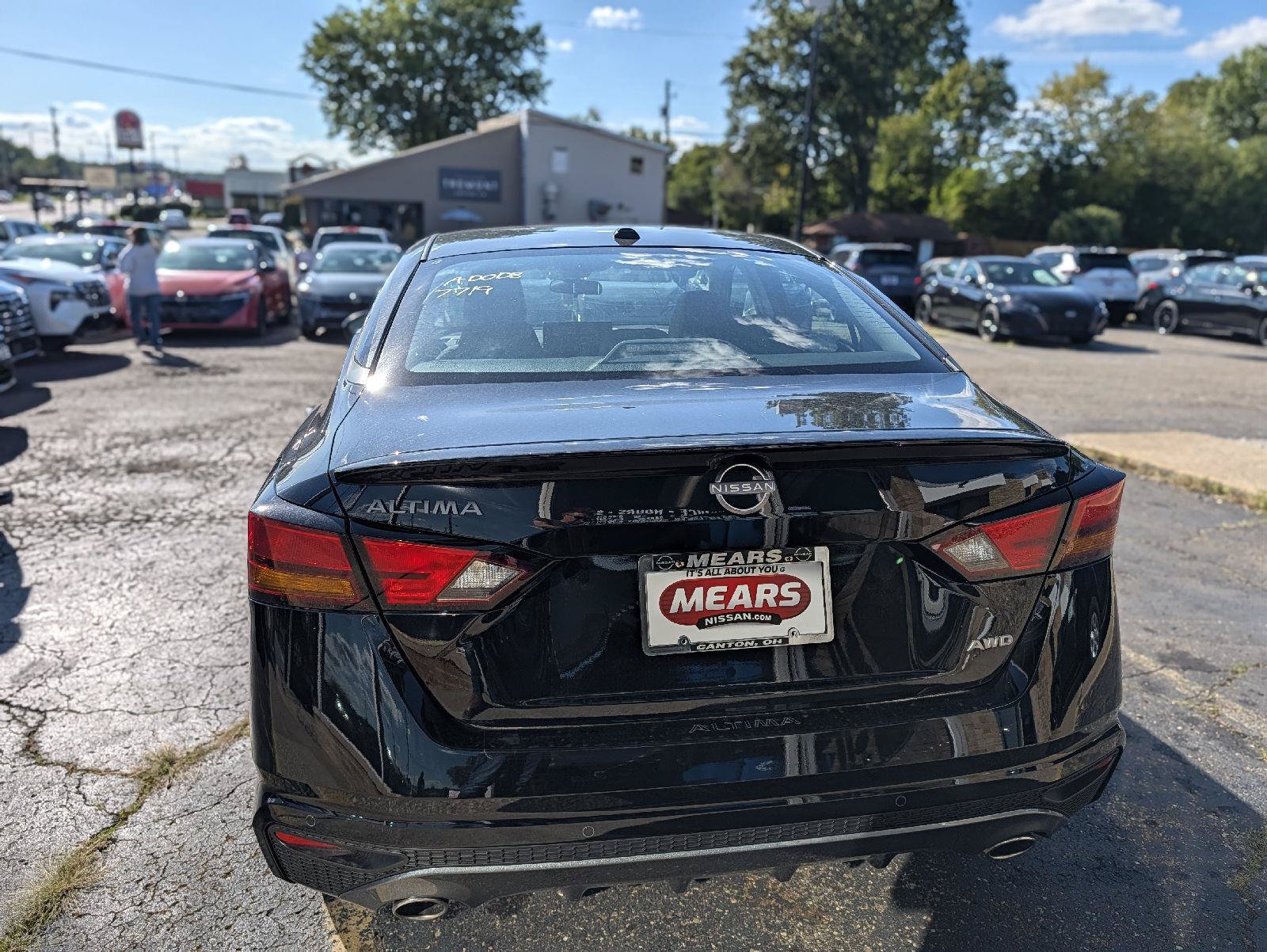 New 2026 Nissan Altima 2.5 SV AWD/4WD image 11