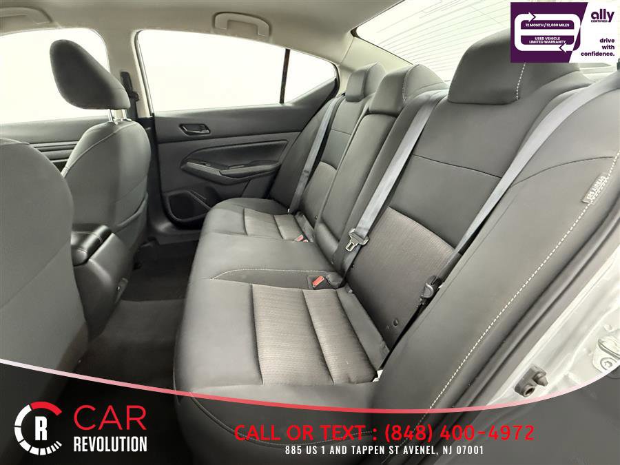 Used 2024 Nissan Altima 2.5 SV FWD image 43