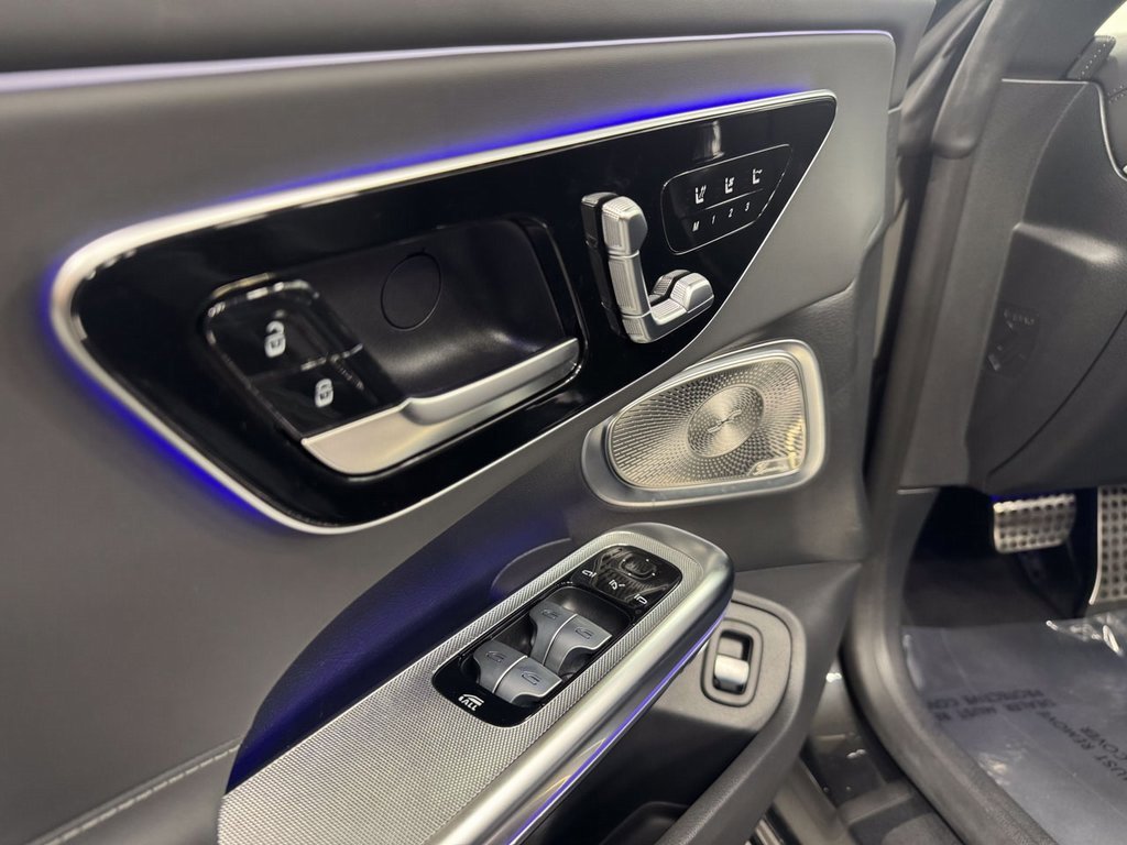 Certified 2024 Mercedes-Benz CLE 300 4MATIC Cabriolet w/ Driver Assistance Package image 7