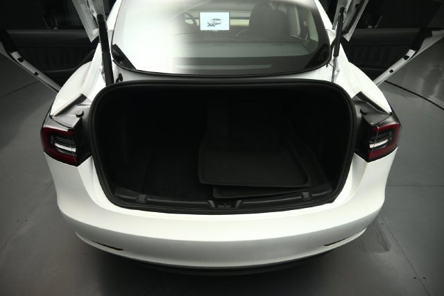 Used 2023 Tesla Model 3 Standard Range RWD image 56