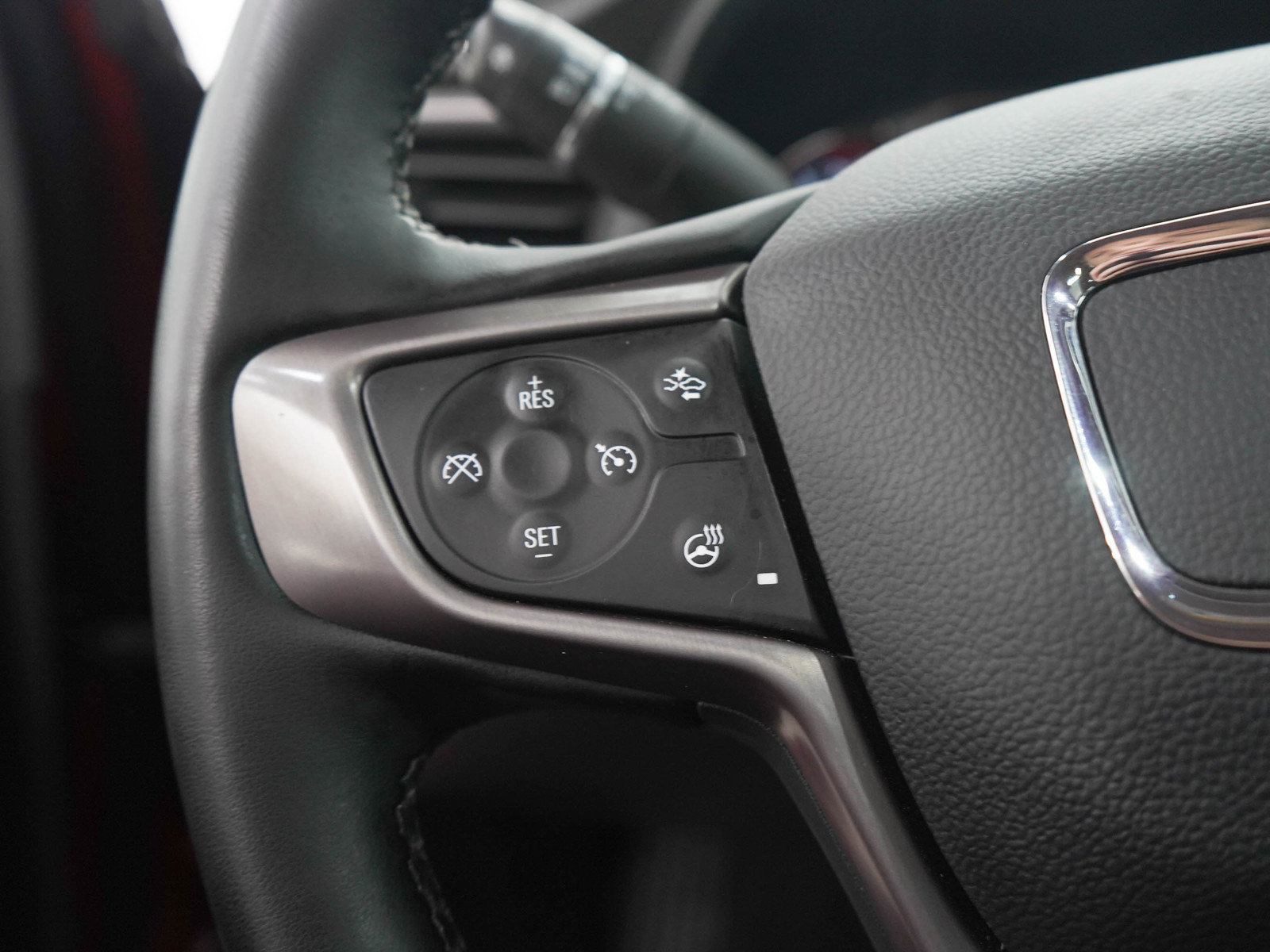 Used 2023 GMC Acadia AT4 w/ Technology Package AWD/4WD image 28