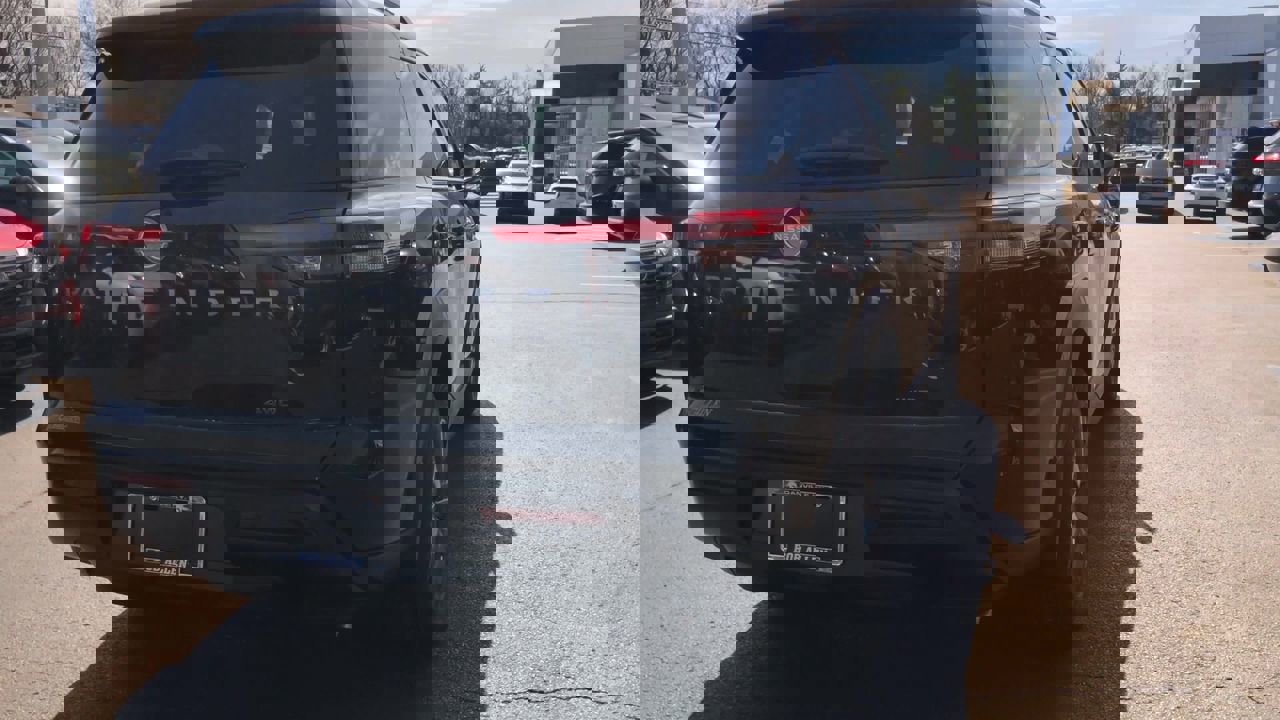 New 2026 Nissan Pathfinder SV image 7