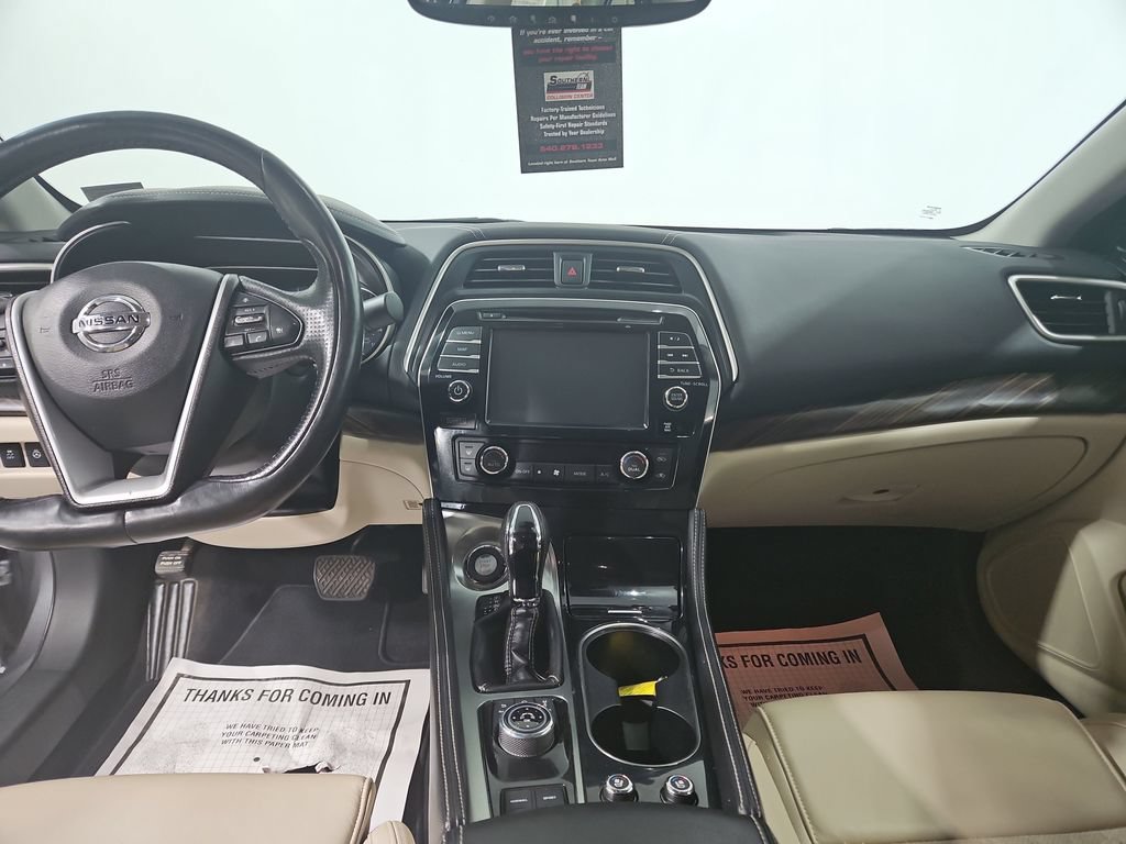 Used 2016 Nissan Maxima Platinum FWD image 18