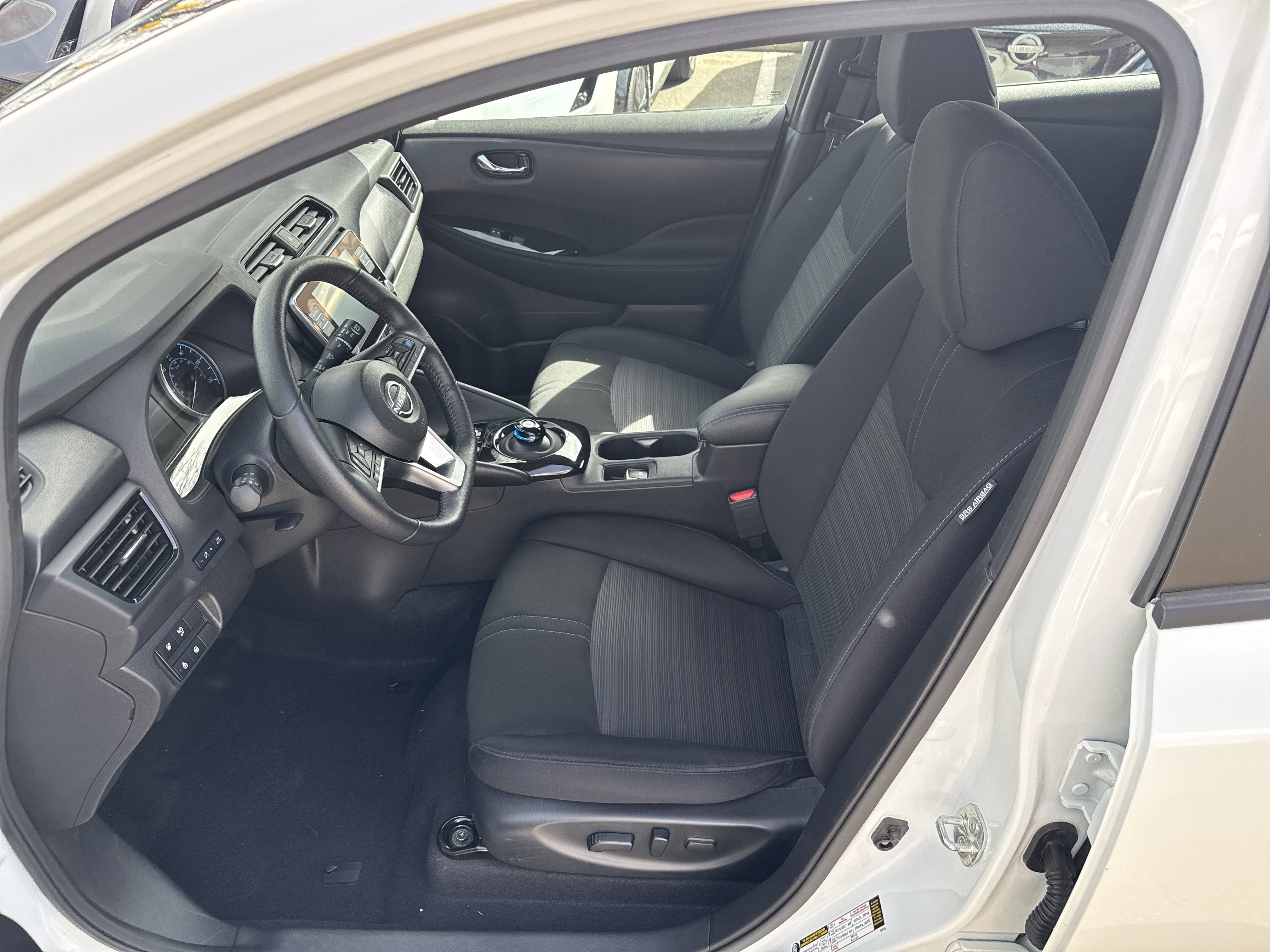 Certified 2024 Nissan Leaf SV Plus image 13