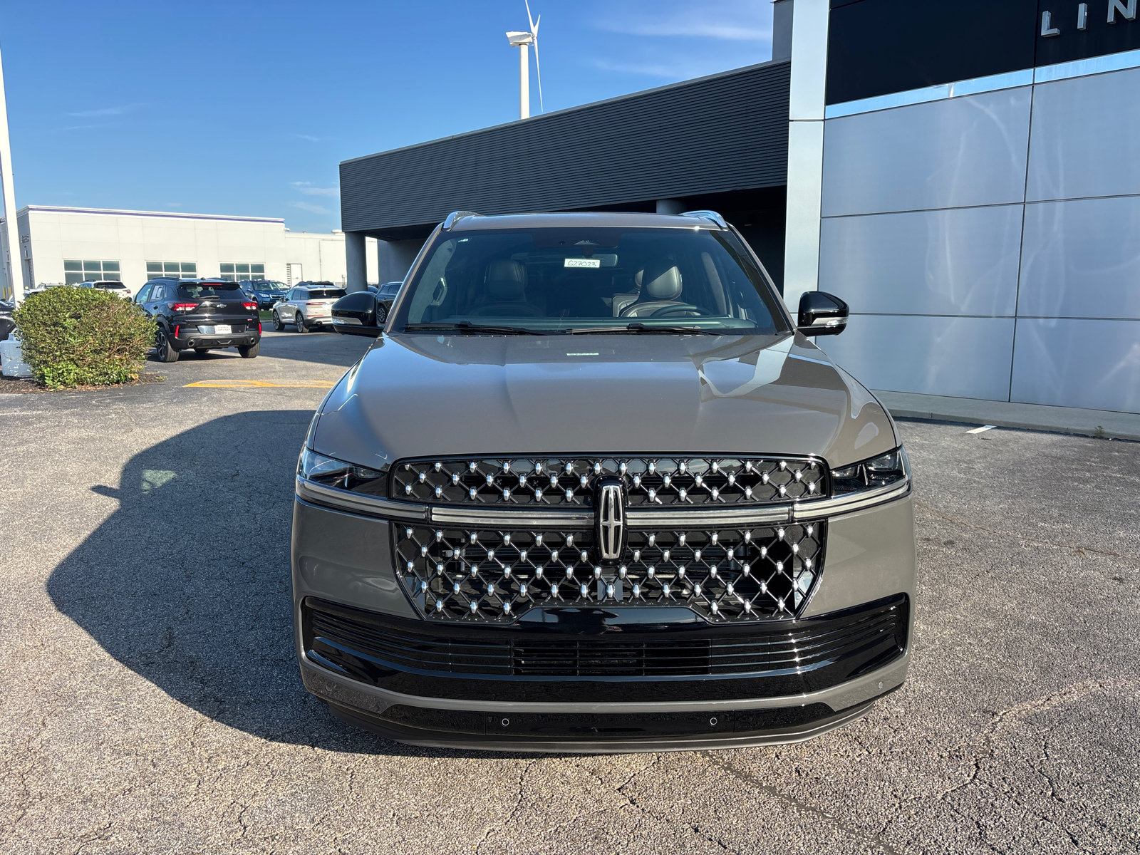 New 2027 Lincoln Navigator Black Label AWD/4WD image 2