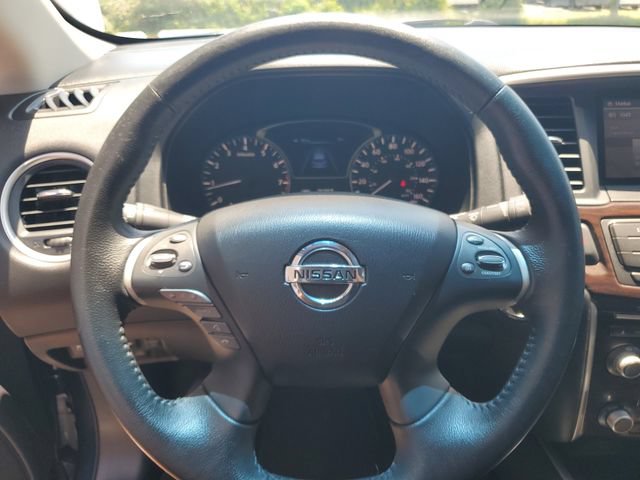 Used 2013 Nissan Pathfinder SL w/ Cargo Pkg FWD image 21
