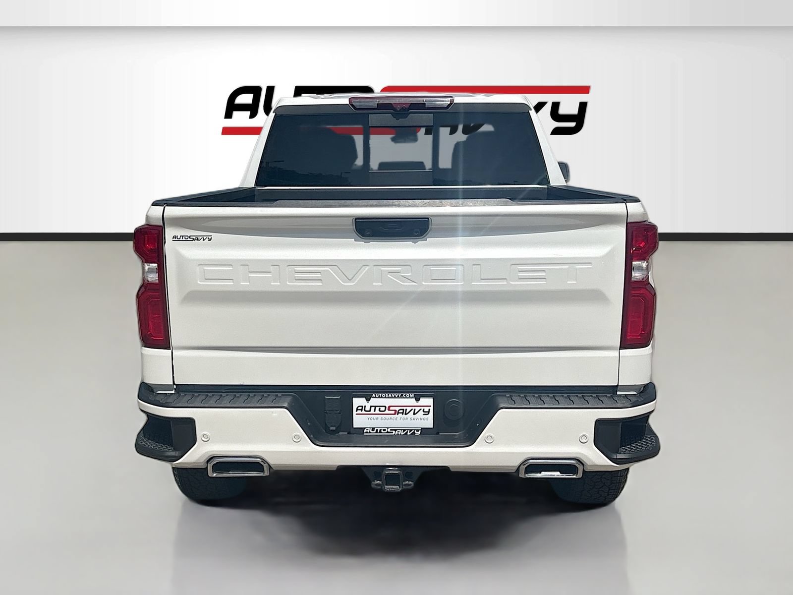 Used 2024 Chevrolet Silverado 1500 High Country w/ Technology Package AWD/4WD image 6
