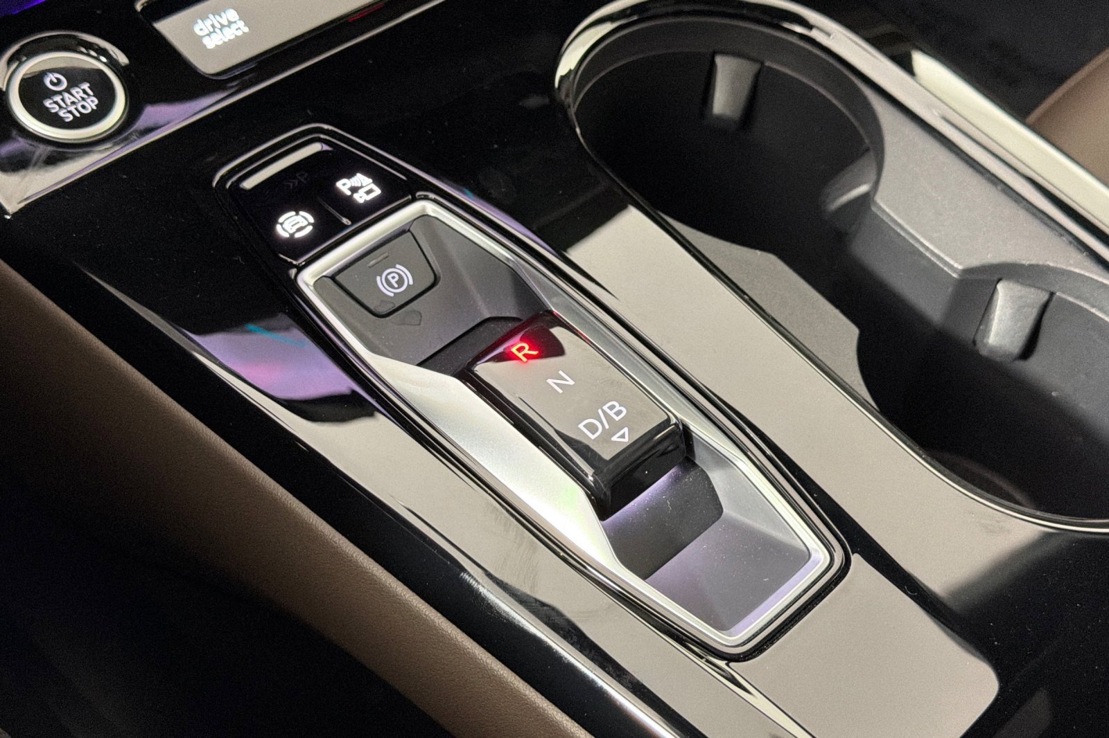 Certified 2025 Audi A6 e-tron Premium Plus w/ Premium Plus image 20