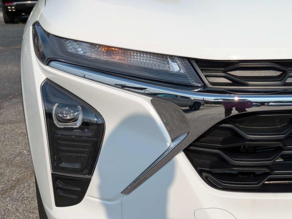 New 2026 Chevrolet Trax LS FWD image 10