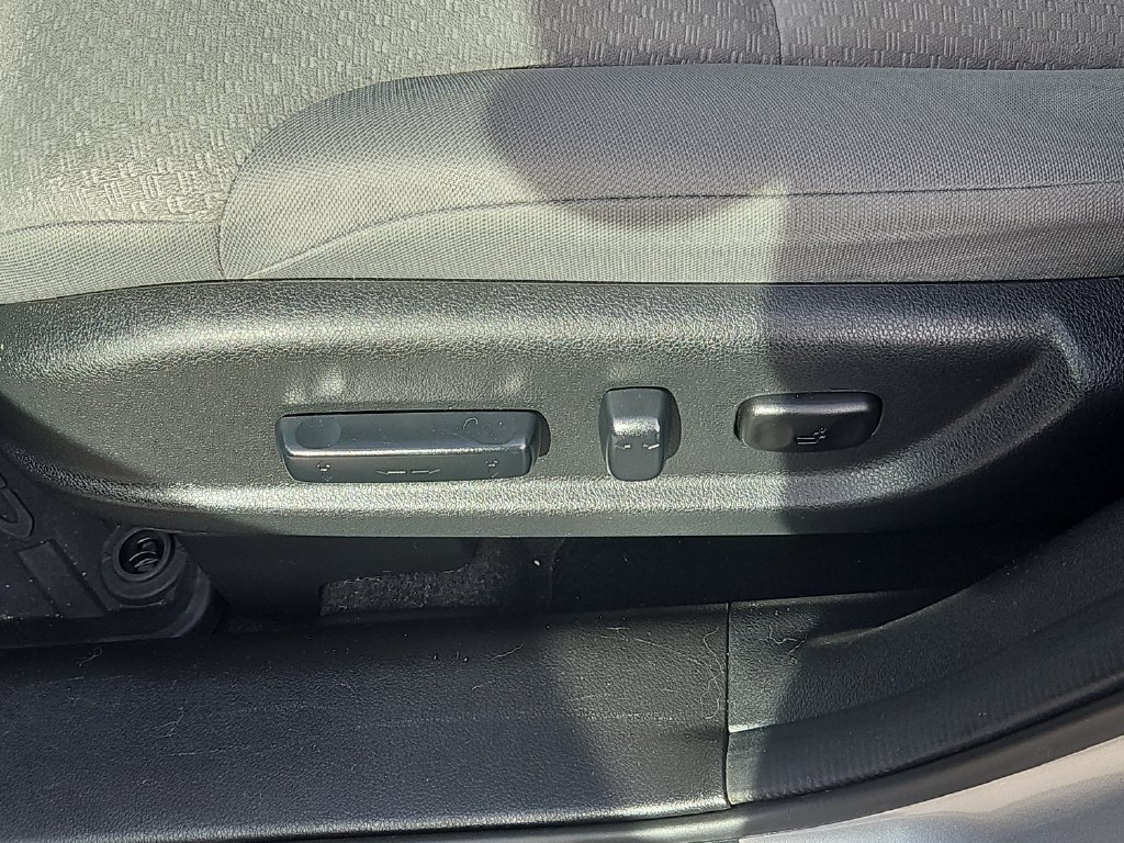 Used 2016 Honda CR-V EX image 19