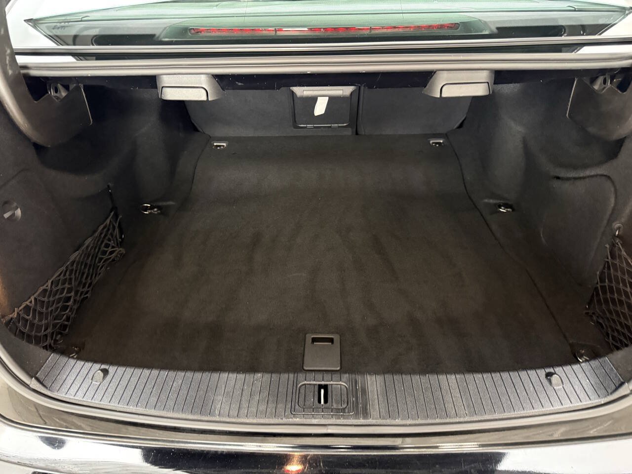 Used 2011 Mercedes-Benz E 350 4MATIC Sedan image 24