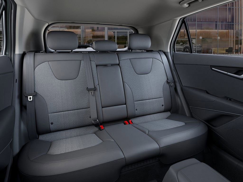 New 2025 Kia Niro EX Touring image 16