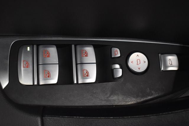 Used 2023 BMW X3 xDrive30i w/ M Sport Package AWD/4WD image 16