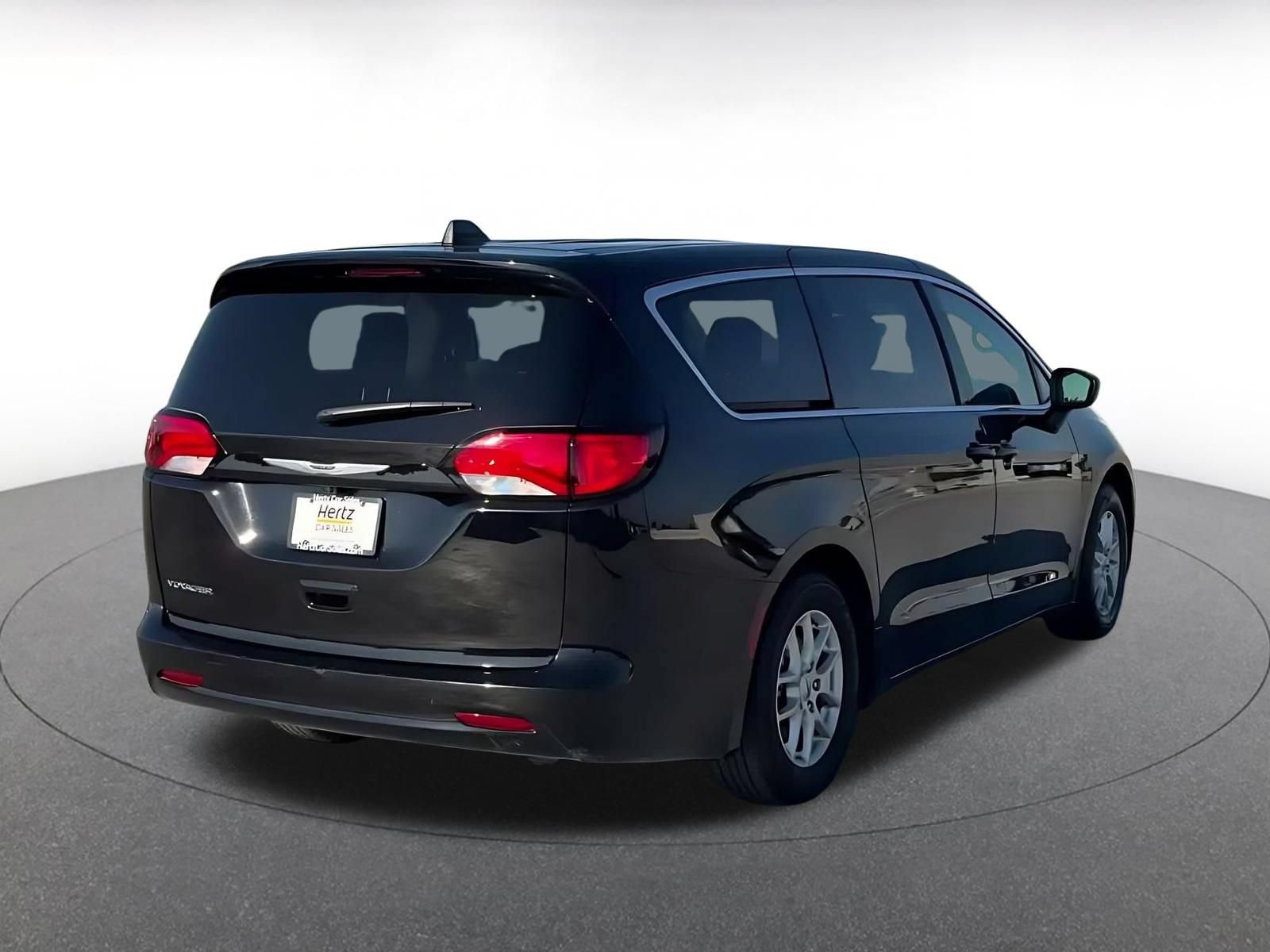 Used 2024 Chrysler Voyager LX FWD image 13