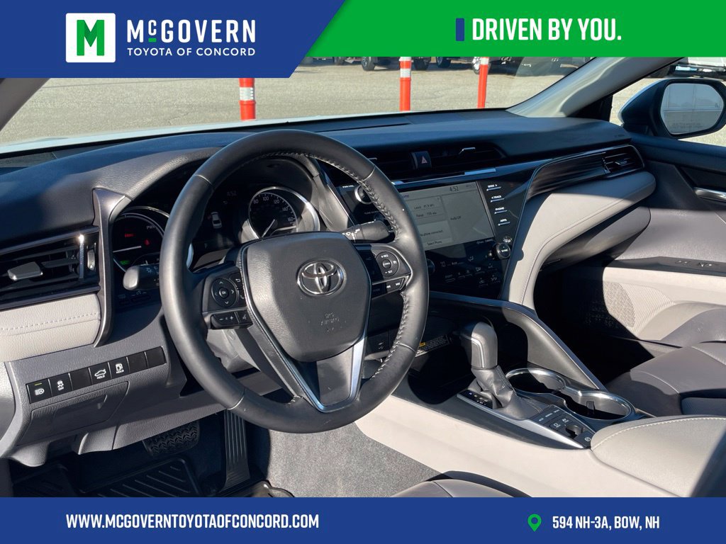 Used 2019 Toyota Camry XLE FWD image 13