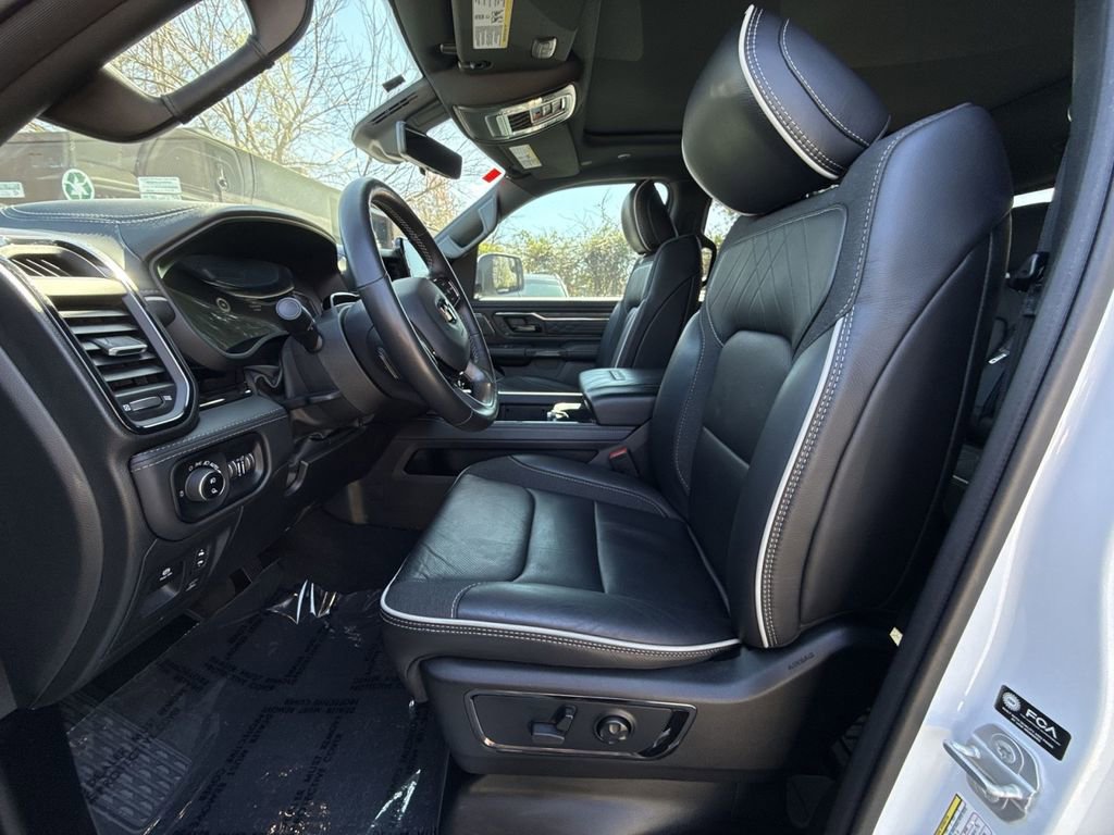 Used 2025 RAM 1500 Limited AWD/4WD image 13