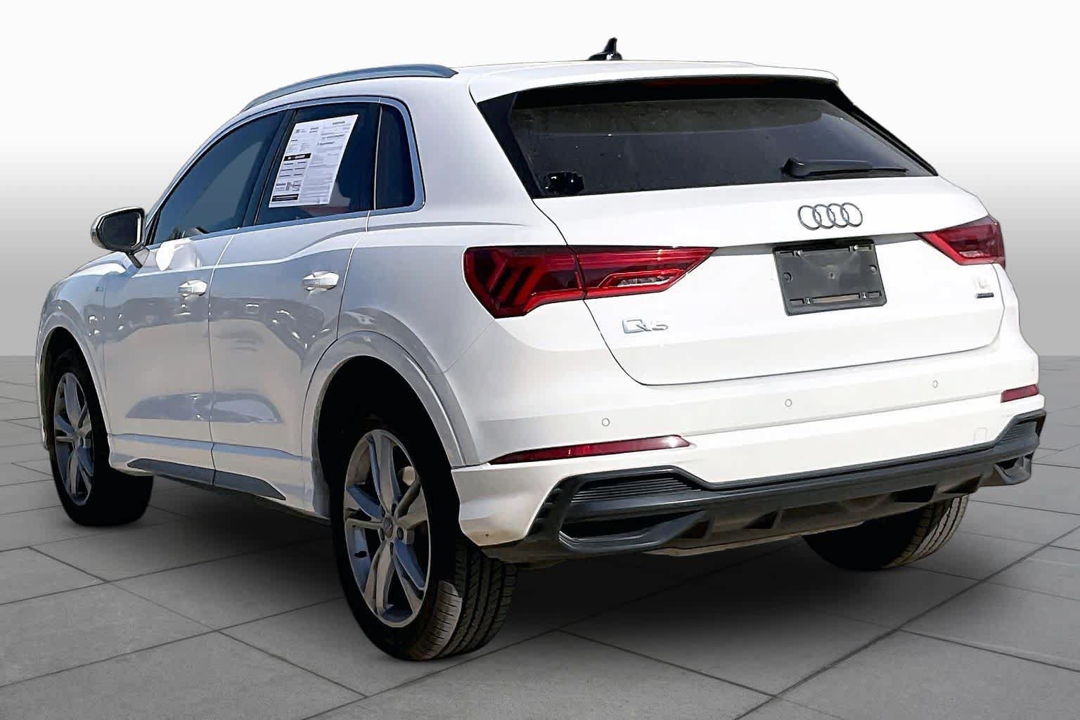 Used 2020 Audi Q3 2.0T Premium w/ Convenience Package AWD/4WD image 11