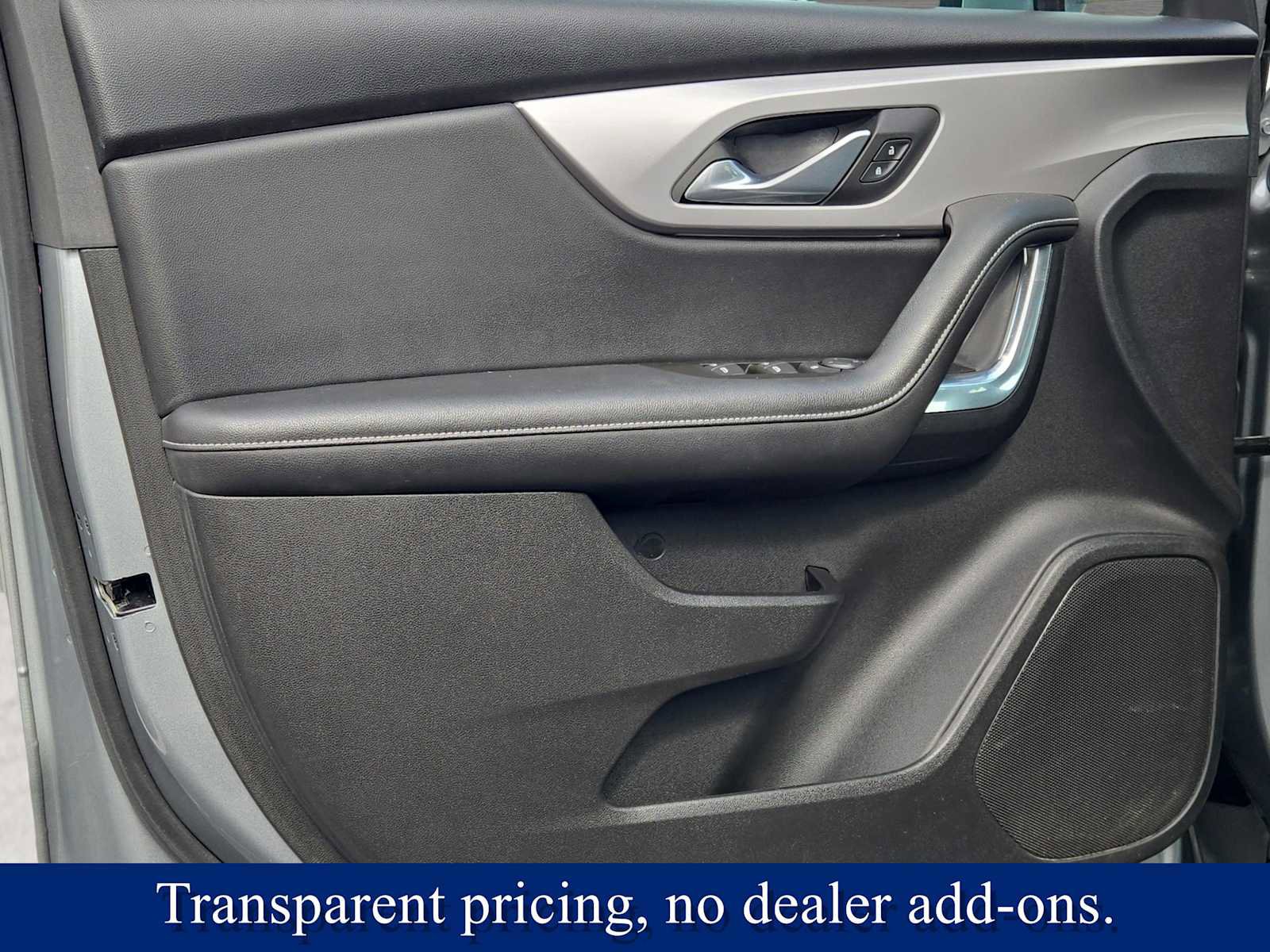 Used 2023 Chevrolet Blazer LT FWD image 19