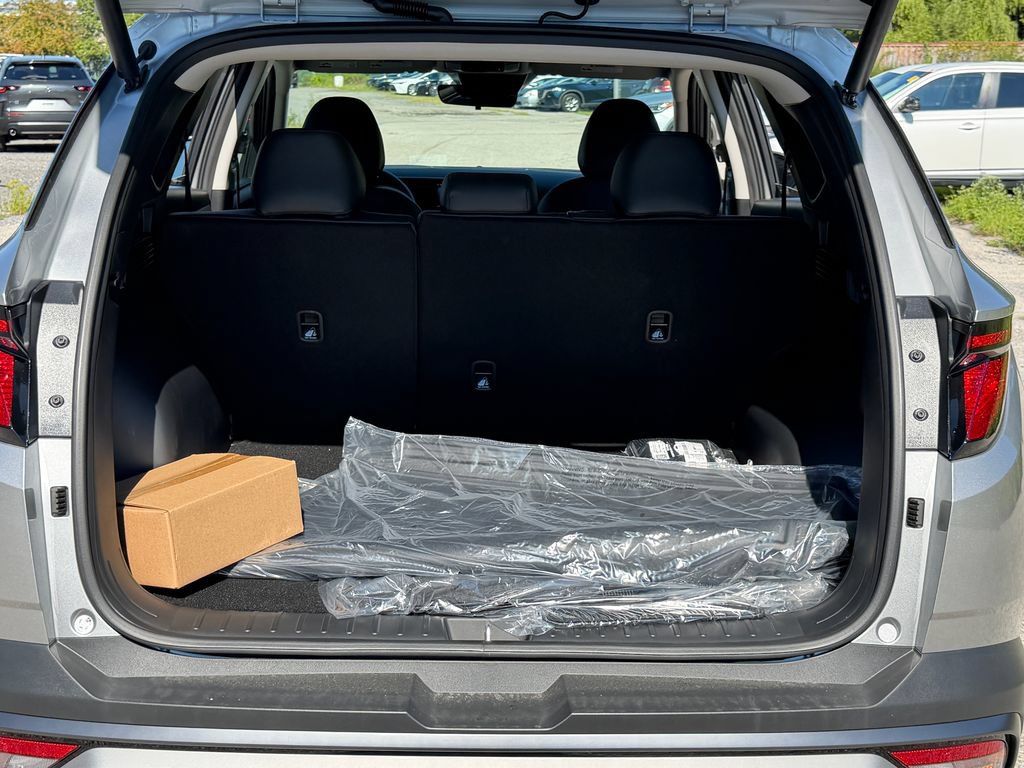 New 2026 Hyundai Tucson SEL Plus w/ Tow & Go Package FWD image 11
