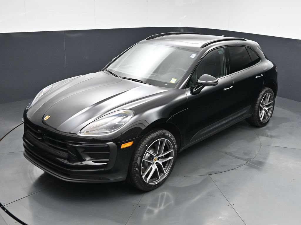 New 2026 Porsche Macan AWD/4WD image 14