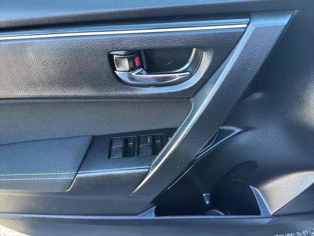 Used 2017 Toyota Corolla LE image 14